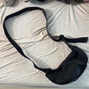 BAGGU Baby crescent bag